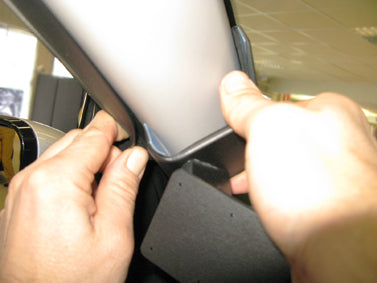 Brodit ProClip 805210 voor Kia Sportage 2016-2021 - montagepositie op dashboard