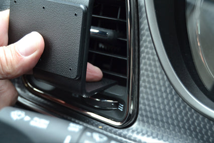 Brodit ProClip 805336 voor Dodge Challenger 2015-2023 - montagepositie op dashboard