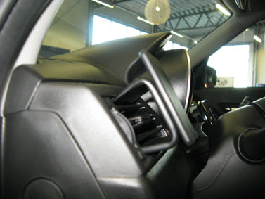 Brodit ProClip 805363 voor Suzuki Swift 2018-2024 - detail van dashboardmontage
