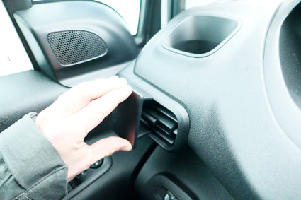 Brodit ProClip 805488 voor Citroen E-Berlingo 2025-2026, Citroen Berlingo III 2019-2026 e.a. - detail van dashboardmontage