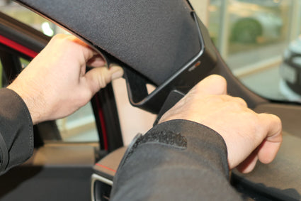 Brodit ProClip 805578 voor Suzuki Swace 2021-2026 en Toyota Corolla 2019-2026 - ProClip geplaatst in het voertuig