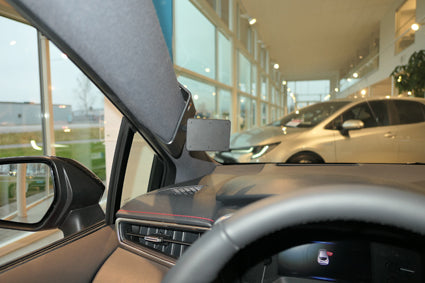 Brodit ProClip 805578 voor Suzuki Swace 2021-2026 en Toyota Corolla 2019-2026 - installatiepositie