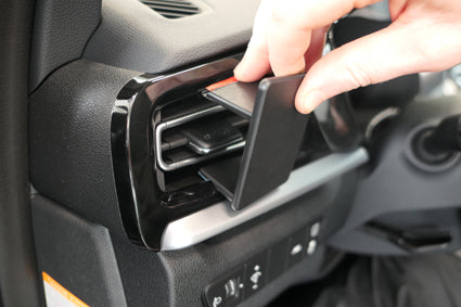 Brodit ProClip 805623 voor Kia Niro 2020-2022 - montagepositie op dashboard
