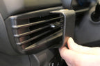 Brodit ProClip 805660 voor Hyundai i20 2021-2026 en Hyundai Bayon 2021-2026 - montagepositie op dashboard