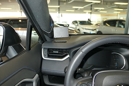 Brodit ProClip 805676 voor Suzuki Across 2021-2026 en Toyota RAV 4 2019-2025 - installatiepositie