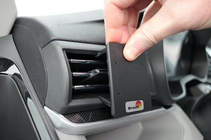 Brodit ProClip 805724 voor Maxus e-Deliver 9 2021-2026 - ProClip geplaatst in het voertuig