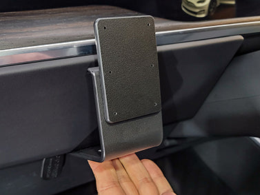 Brodit ProClip 805732 voor Tesla Model X 2021-2026 en Tesla Model S 2021-2026 - ProClip geplaatst in het voertuig