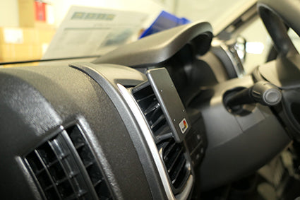 Brodit ProClip 805753 voor Citroen Jumper 2025-2026, Citroen E-Jumper 2025-2026 e.a. - detail van dashboardmontage