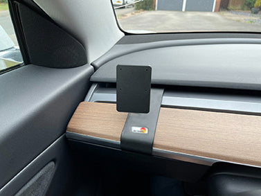 Brodit ProClip 805766 voor Tesla Model Y 2020-2025 en Tesla Model 3 2018-2024 - installatiepositie