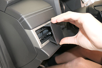 Brodit ProClip 805839 voor Mitsubishi Outlander 2022-2026 - ProClip geplaatst in het voertuig