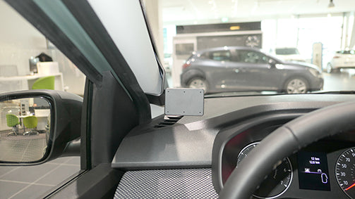 Brodit ProClip 805858 voor Dacia Sandero 2021-2025 en Dacia Jogger 2022-2025 - installatiepositie