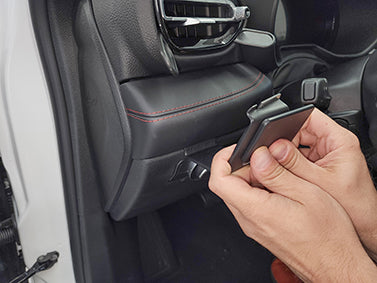 Brodit ProClip 805859 voor Dodge Hornet 2023-2026 - ProClip geplaatst in het voertuig