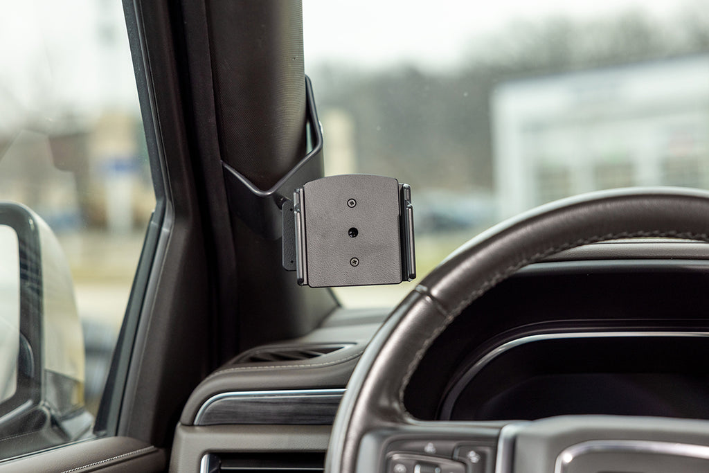 Brodit ProClip 805963 voor GMC Yukon 2021-2024 - productfoto zwarte ABS montagebasis
