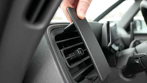 Brodit ProClip 806032 voor Volkswagen ID. Buzz Cargo 2023-2026 - ProClip geplaatst in het voertuig