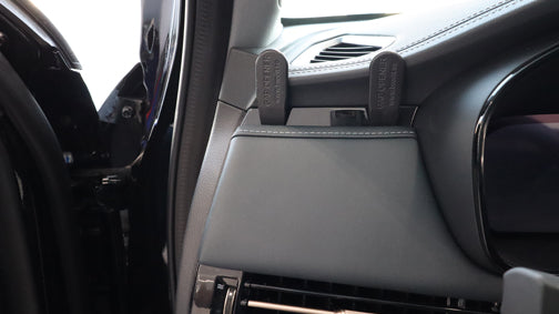 Brodit ProClip 806051 voor Changan CS95 2018-2025 - montagepositie op dashboard