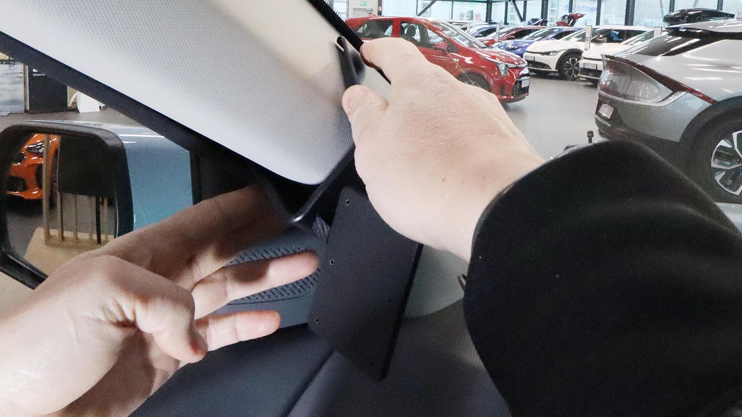 Brodit ProClip 806173 voor Kia EV3 2025-2026 - ProClip geplaatst in het voertuig