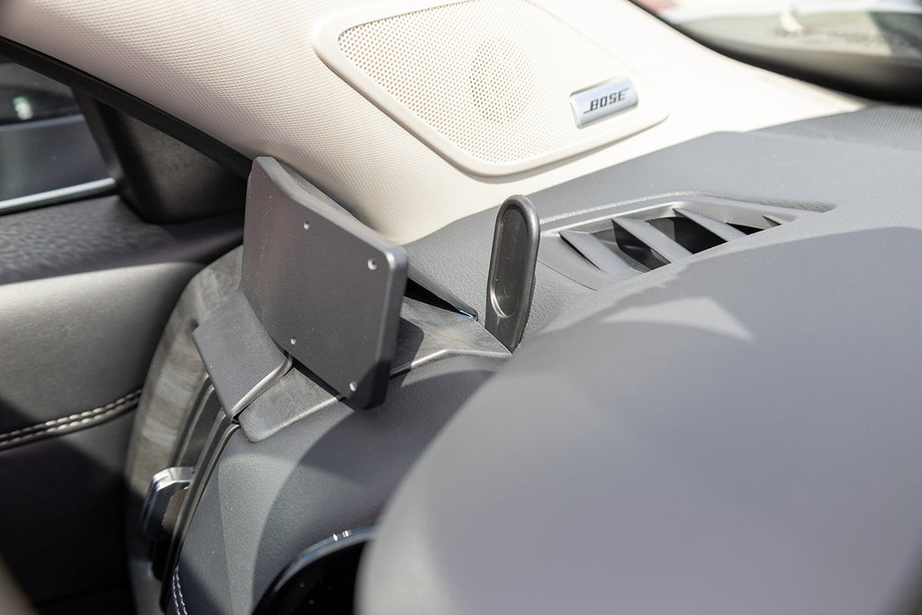 Brodit ProClip 806281 voor Nissan Pathfinder 2026-2026 - detail van dashboardmontage