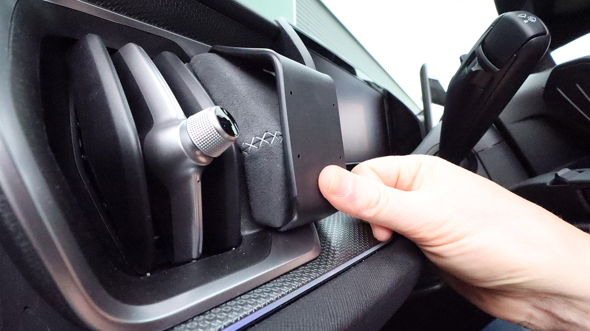 Brodit ProClip 806283 voor Skoda Kodiaq 2024-2026 - detail van dashboardmontage