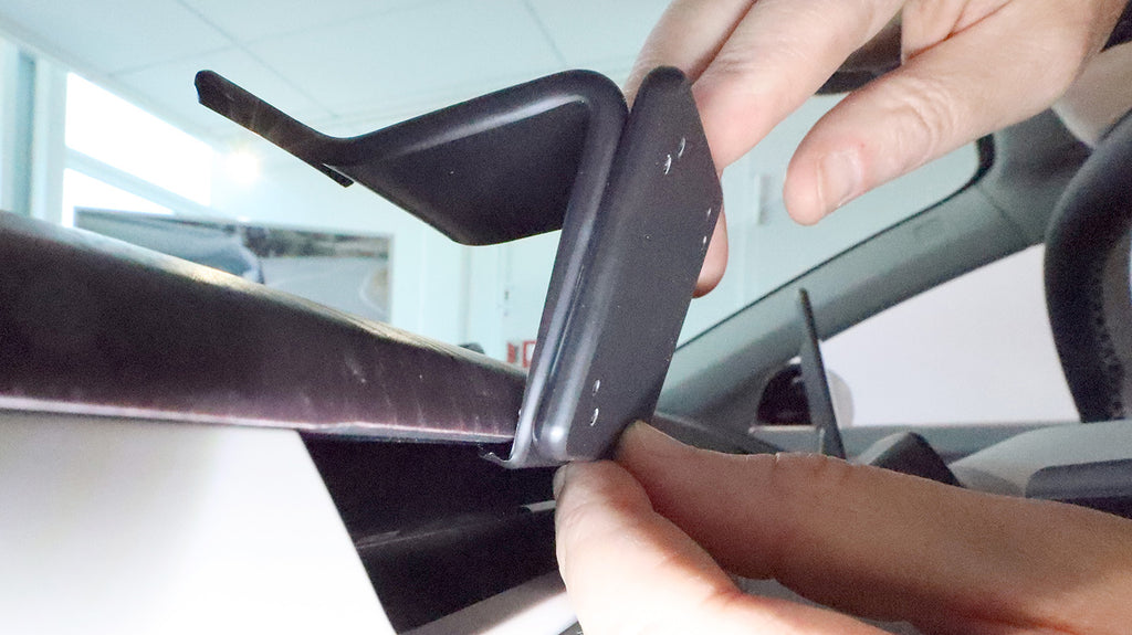 Brodit ProClip 806306 voor Volvo EX60 2027-2027 - montagepositie op dashboard