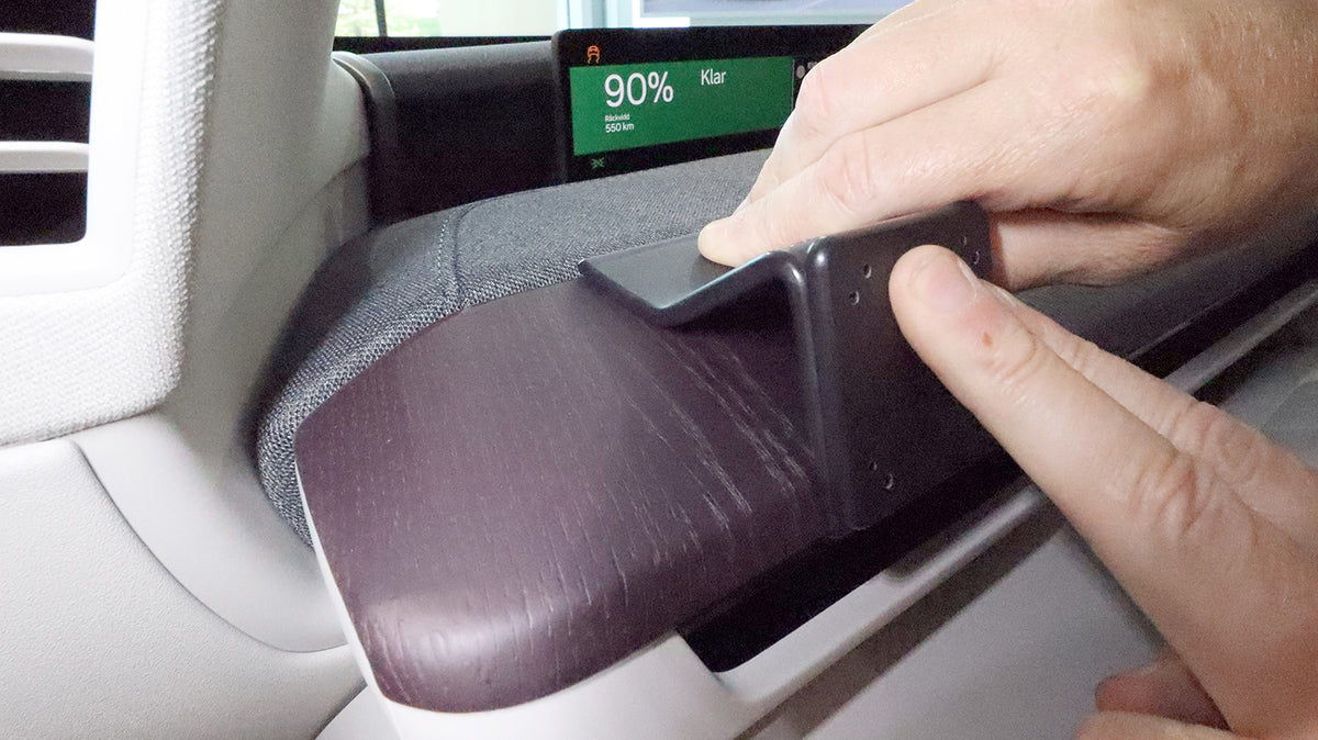 Brodit ProClip 806306 voor Volvo EX60 2027-2027 - ProClip geplaatst in het voertuig