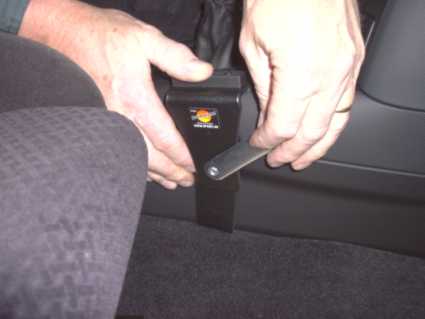 Brodit ProClip 830520 voor Acura TL 1996-1998, Alfa Romeo Spider/GTV 1998-2005 e.a. - ProClip geplaatst in het voertuig