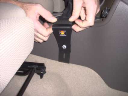 Brodit ProClip 830530 voor Acura TL 1999-2003, Acura MDX 2001-2006 e.a. - ProClip geplaatst in het voertuig