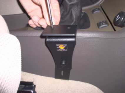 Brodit ProClip 830530 voor Acura TL 1999-2003, Acura MDX 2001-2006 e.a. - detail van dashboardmontage