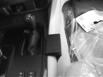 Brodit ProClip 832645 voor Lexus LX Series 1999-2002, Toyota LandCruiser 100 1998-2001 en Toyota LandCruiser 1999-2002 - installatiepositie
