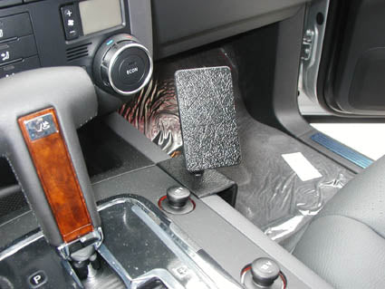 Brodit ProClip 833297 voor Volkswagen Touareg 2003-2009 en Volkswagen Touareg 2004-2010 - detail van dashboardmontage