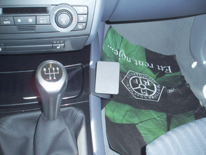 Brodit ProClip 833524 voor BMW 1-series E81, E82, E87, E88 2008-2013 en BMW 1-series E81, E82, E87, E88 2005-2011 - installatiepositie