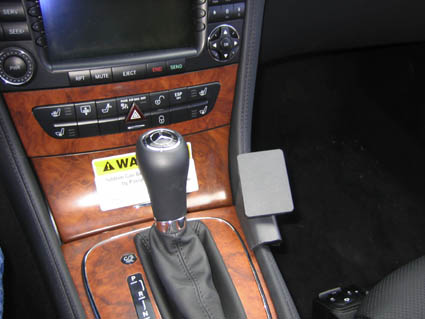 Brodit ProClip 833625 voor Mercedes Benz CLS-Class 2005-2010 - installatiepositie