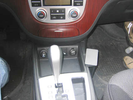 Brodit ProClip 833805 voor Hyundai Santa Fe 2006-2012 - detail van dashboardmontage