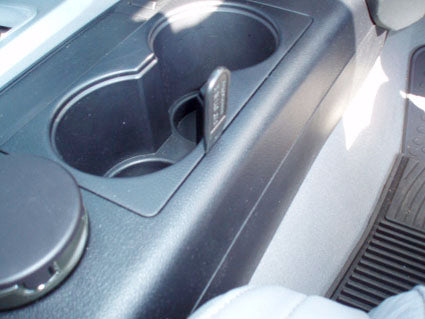 Brodit ProClip 834025 voor Toyota Tundra 2007-2013 en Toyota Sequoia 2008-2017 - montagepositie op dashboard