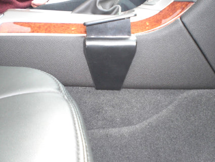 Brodit ProClip 834113 voor Cadillac CTS Coupe 2011-2014 en Cadillac CTS 2008-2013 - detail van dashboardmontage