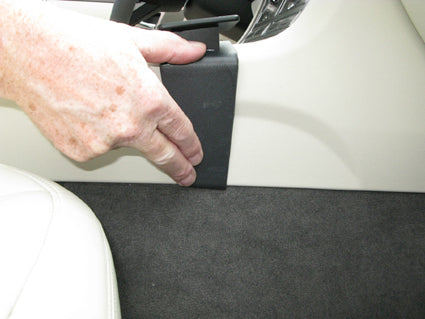 Brodit ProClip 834201 voor Jaguar XF 2009-2015 - detail van dashboardmontage
