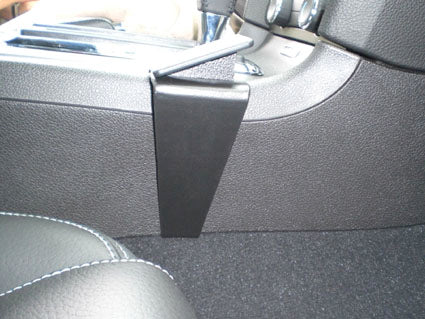 Brodit ProClip 834366 voor Ford Mustang 2010-2014 - detail van dashboardmontage