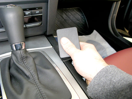 Brodit ProClip 834461 voor Mercedes Benz E-Class, Coupé 2010-2017 en Mercedes Benz E-Class, Convertible 2010-2014 - montagepositie op dashboard