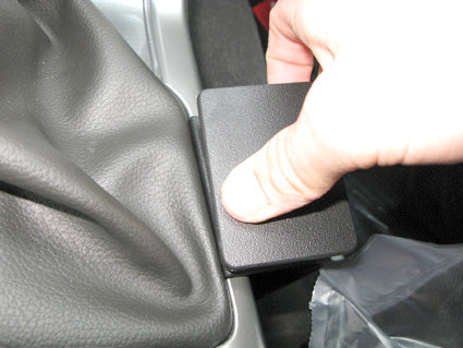 Brodit ProClip 834521 voor Nissan Navara 2011-2015 en Nissan King Cab 2011-2015 - montagepositie op dashboard