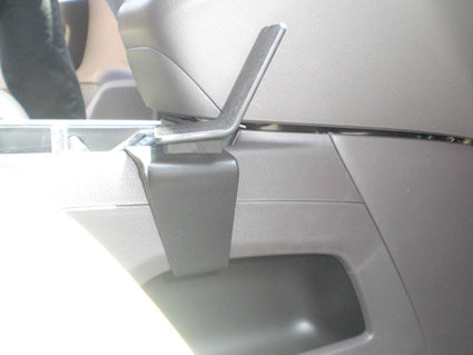 Brodit ProClip 834771 voor Honda CR-V 2012-2015 - detail van dashboardmontage