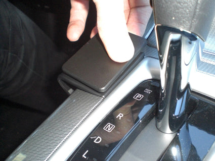 Brodit ProClip 834831 voor Nissan Sentra 2013-2015 - ProClip geplaatst in het voertuig