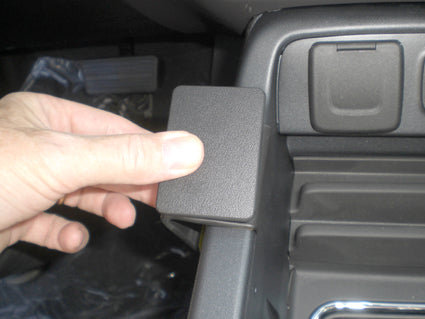 Brodit ProClip 834963 voor Chevrolet Silverado 2500/3500 Series 2015-2019, Chevrolet Silverado 1500 Series 2014-2018 e.a. - montagepositie op dashboard