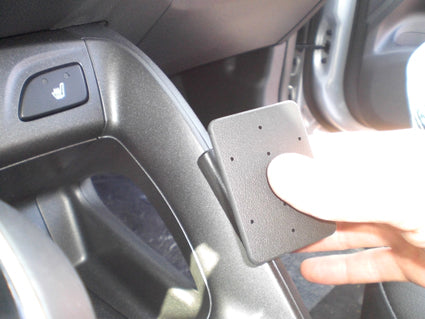 Brodit ProClip 835009 voor Hyundai Tucson 2014-2015 - montagepositie op dashboard