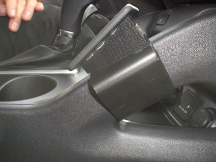 Brodit ProClip 835009 voor Hyundai Tucson 2014-2015 - detail van dashboardmontage