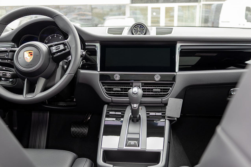 Brodit ProClip 835013 voor Porsche Macan 2015-2026 - montagefoto 17