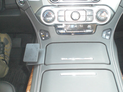 Brodit ProClip 835015 voor Chevrolet Tahoe 2015-2020, Chevrolet Suburban 2015-2020 e.a. - detail van dashboardmontage