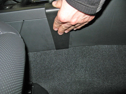Brodit ProClip 835112 voor Subaru Outback 2015-2020 - detail van dashboardmontage