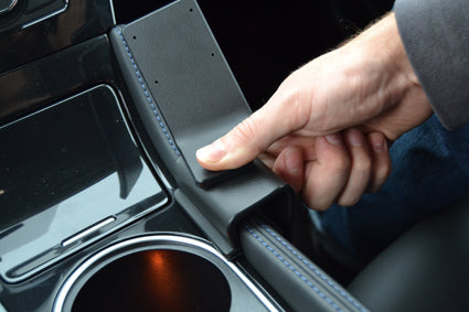 Brodit ProClip 835157 voor Nissan Maxima 2016-2024 - ProClip geplaatst in het voertuig