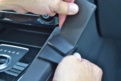Brodit ProClip 835225 voor Jaguar F-PACE 2017-2020 - ProClip geplaatst in het voertuig