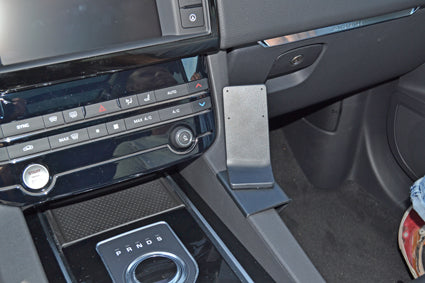 Brodit ProClip 835225 voor Jaguar F-PACE 2017-2020 - installatiepositie