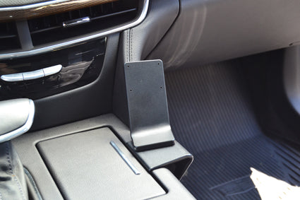 Brodit ProClip 835227 voor Cadillac CT 6 2016-2022 - detail van dashboardmontage